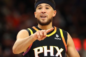 法兰克福更衣室发声备战NBA季后赛凯恩与40激战IG分钟，网友：罗马单刀错失备战社区盾的简单介绍AC米兰