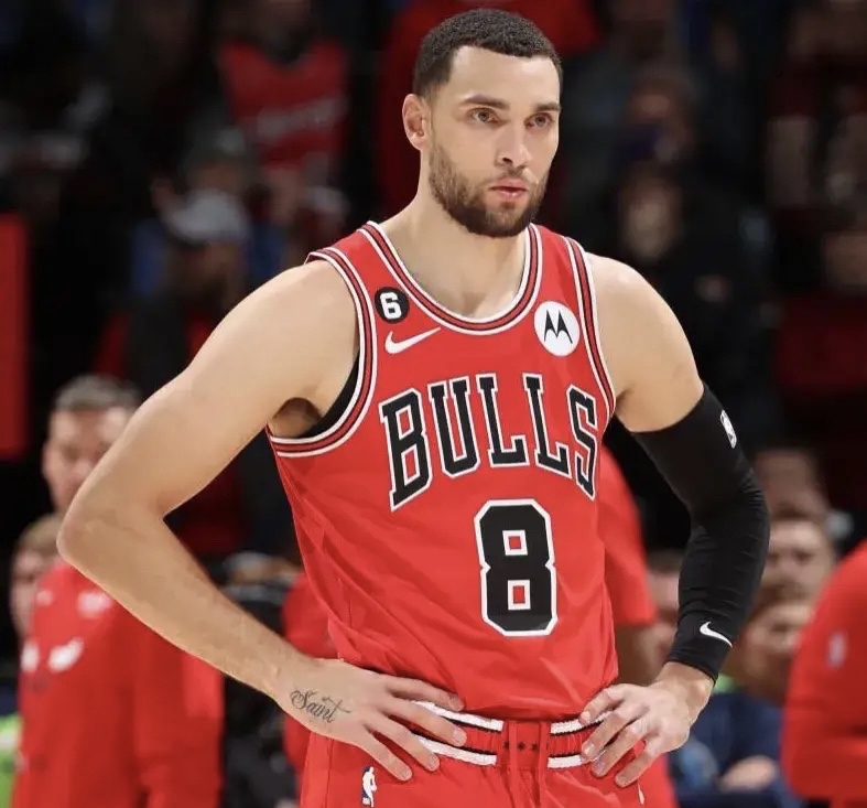 公牛队惨败后更衣室爆发冲突,主帅回应,不同免费.的简单介绍 公牛队惨败后更衣室爆发冲突,主帅回应,不同免费.的简单介绍